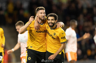 活塞队史35+10+10场次：康宁汉姆2场，其他球员合计2场