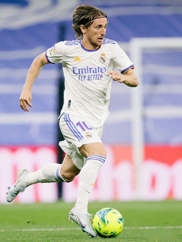 神户队长：我们坚信只要顶住申花的冲击，之后就会有机会